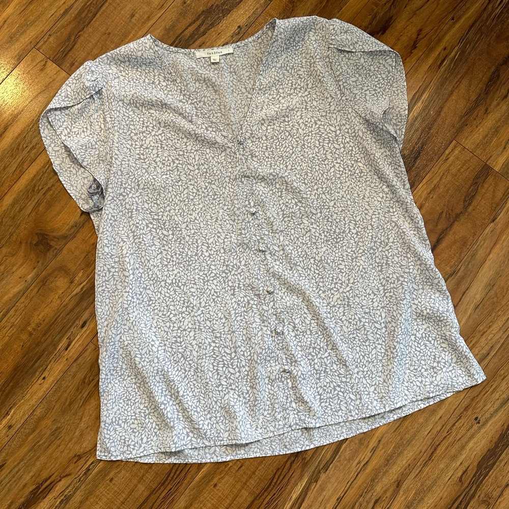fun 2 fun V-Neck Lavender Print Blouse Stitch Fix